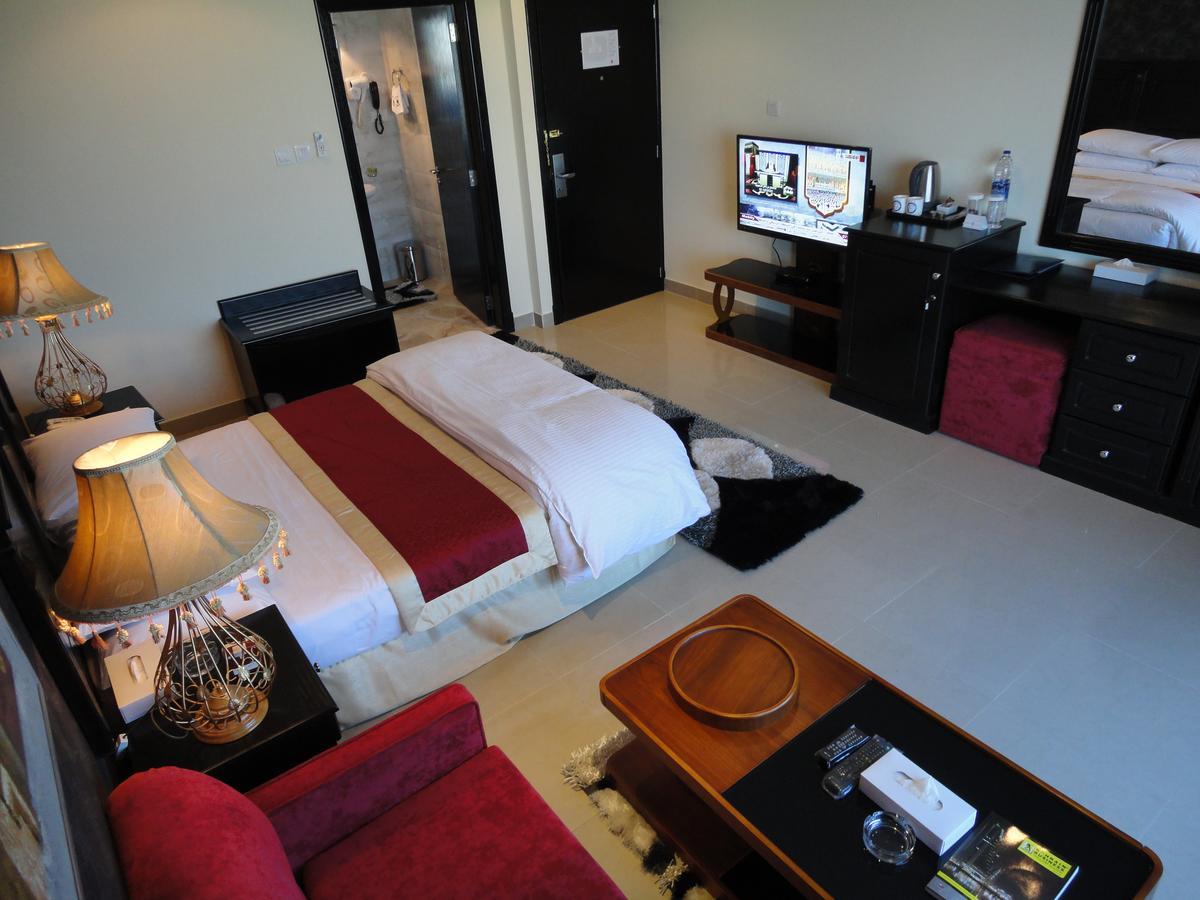 Al Andalus Plaza Hotel Манама Экстерьер фото