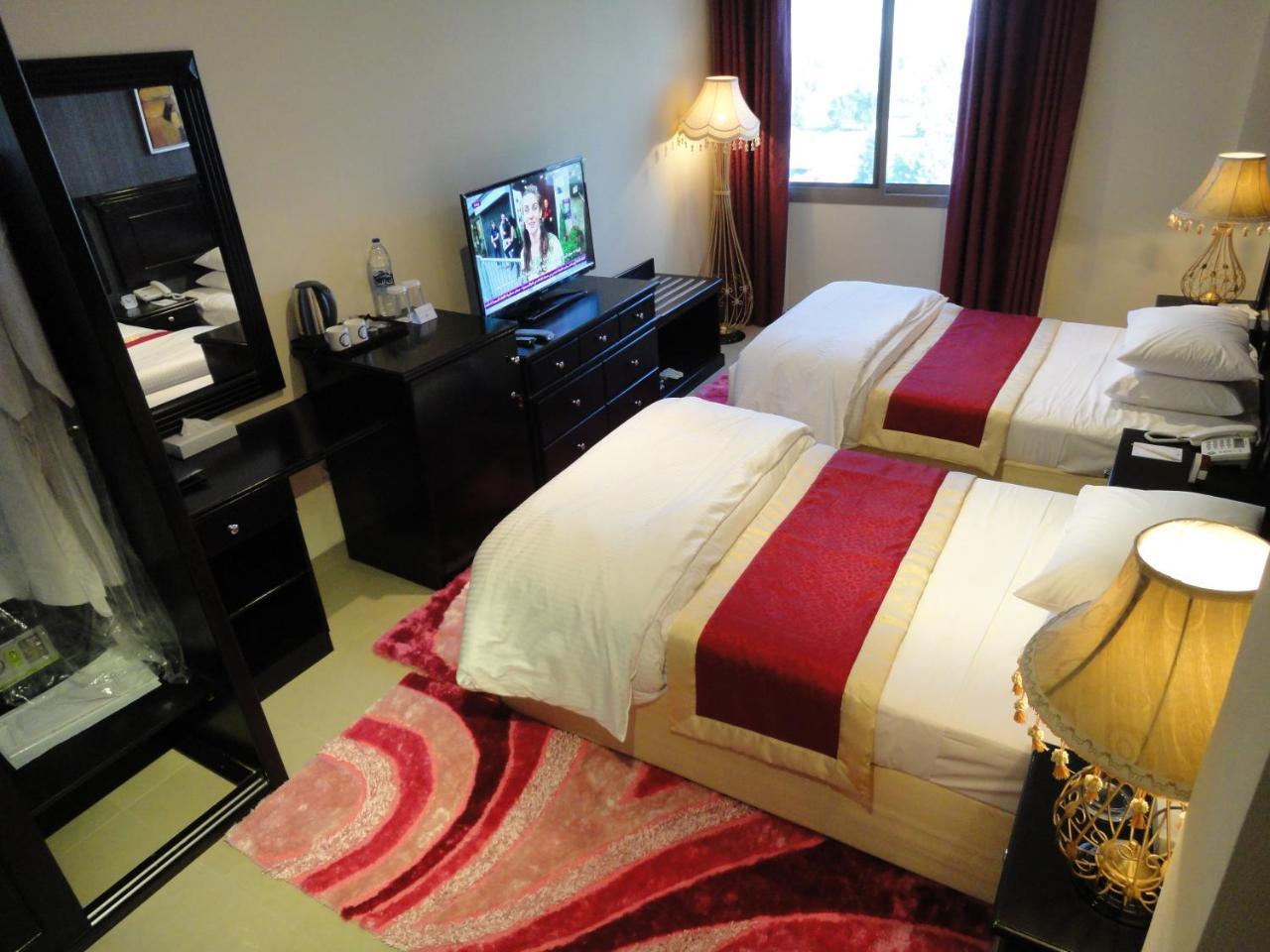 Al Andalus Plaza Hotel Манама Экстерьер фото