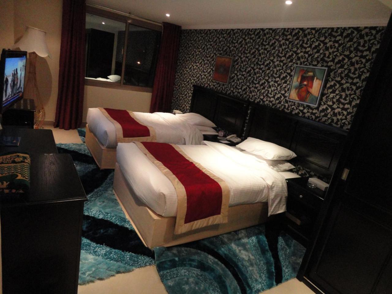 Al Andalus Plaza Hotel Манама Экстерьер фото