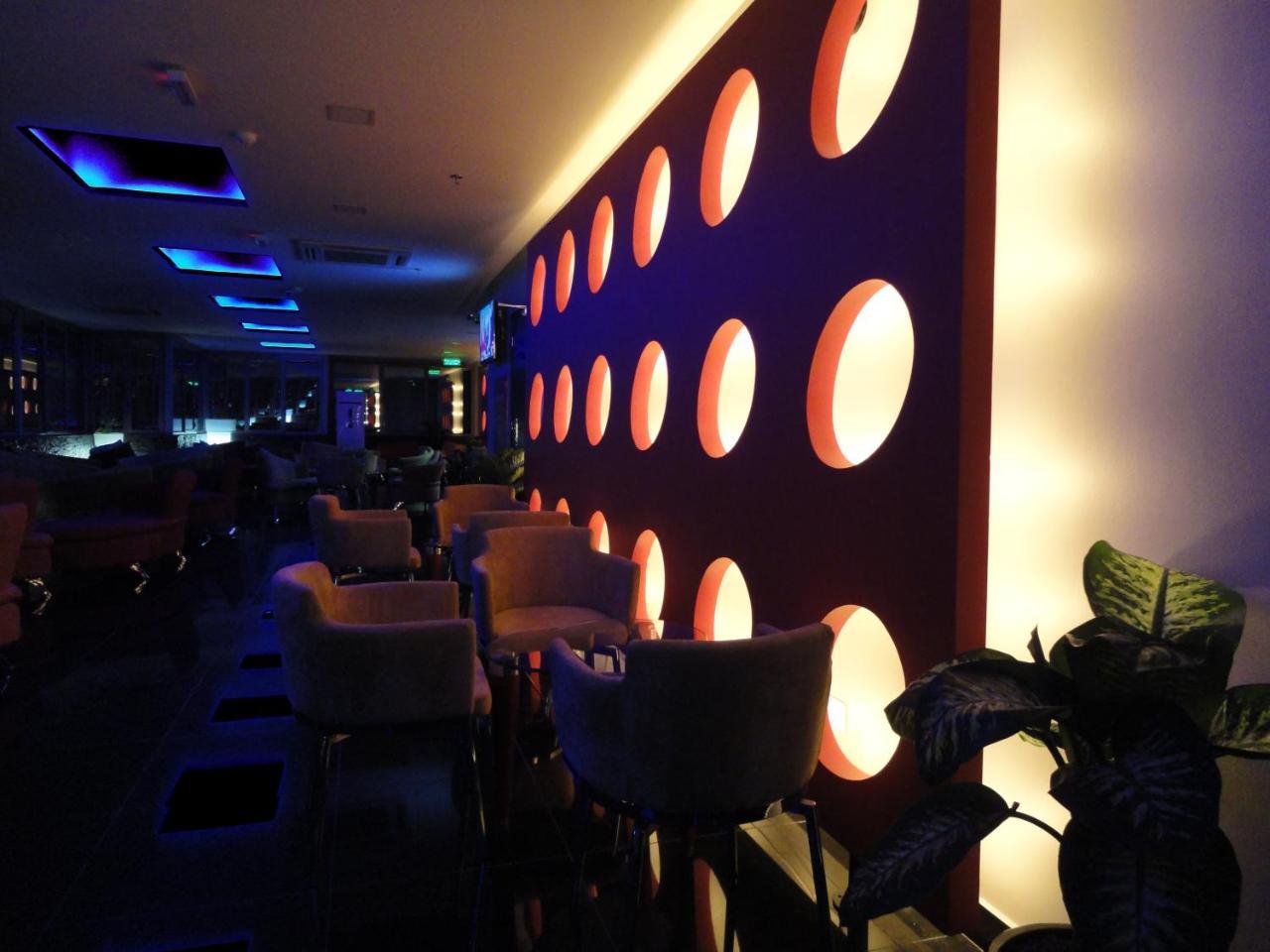 Al Andalus Plaza Hotel Манама Экстерьер фото
